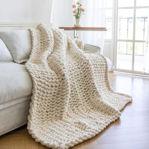 soft chunky knit blanket
